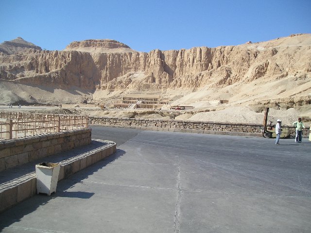 PC080937