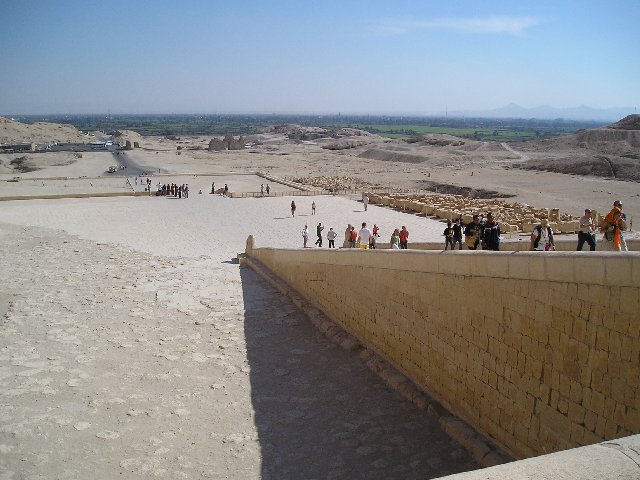 PC080956